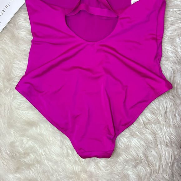 Athleta Malibu One Piece Swimsuit - Picture 10 of 12